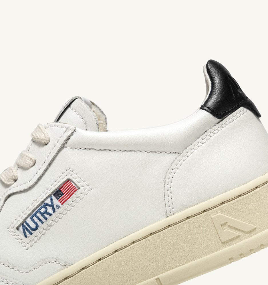 Zapatilla Medalist Low Mujer