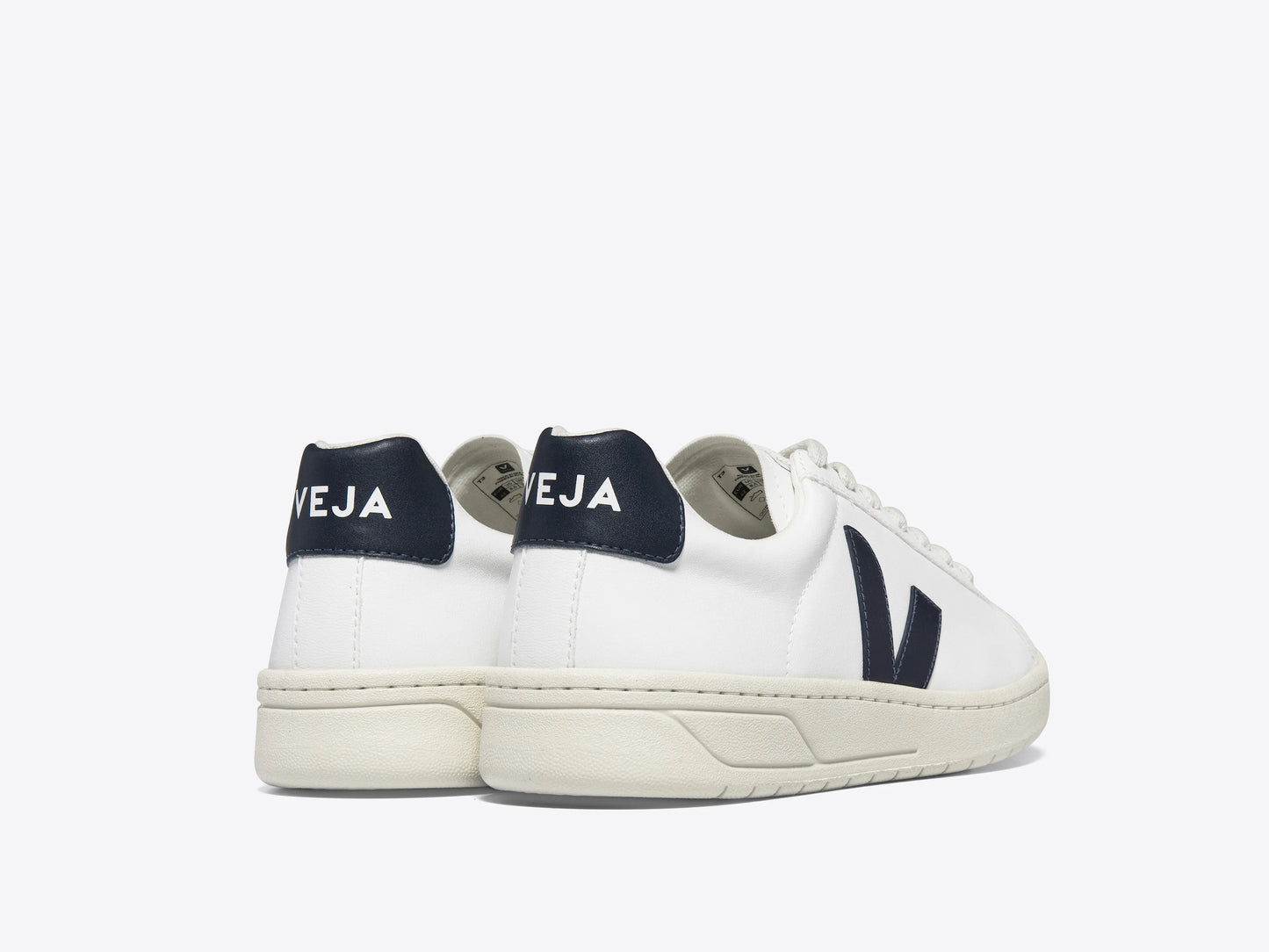 Zapatilla Veja de Hombre Urca Cwl