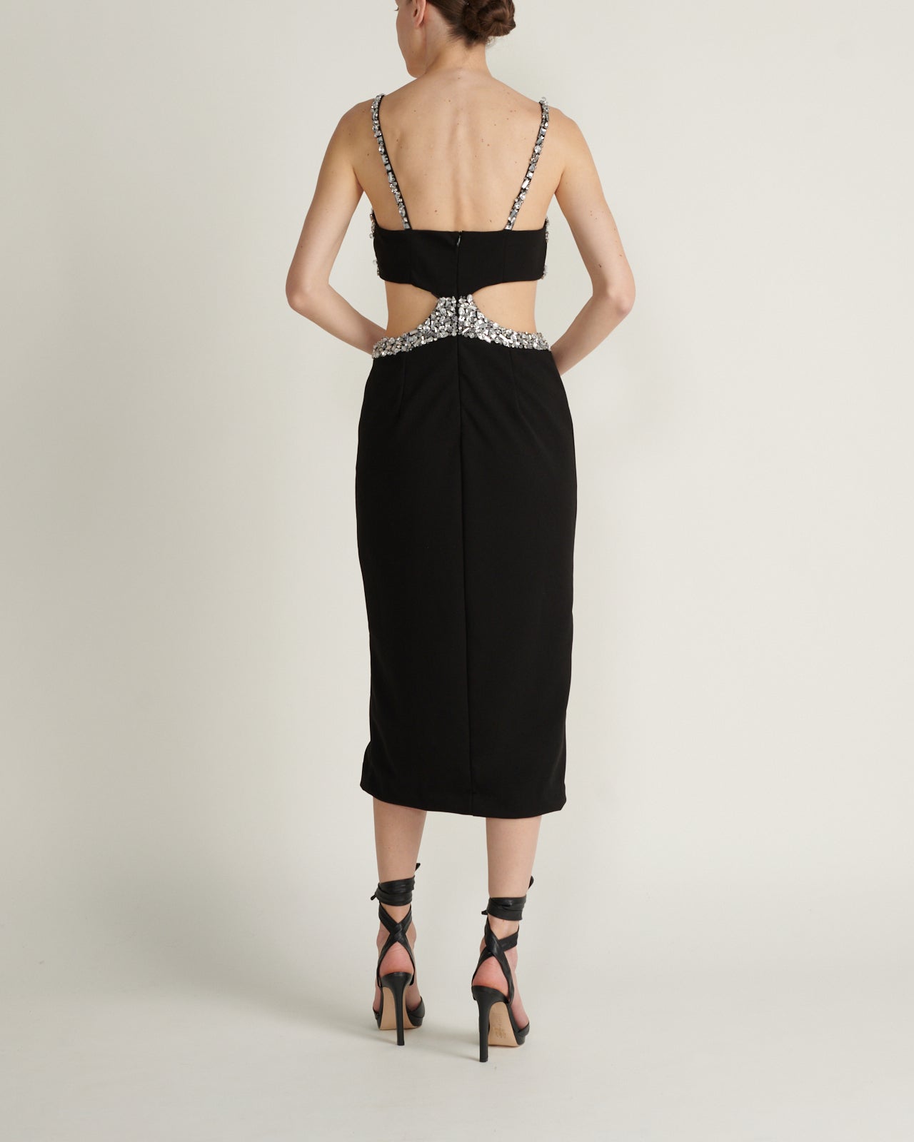 Midi Vestido Cut Out Negro