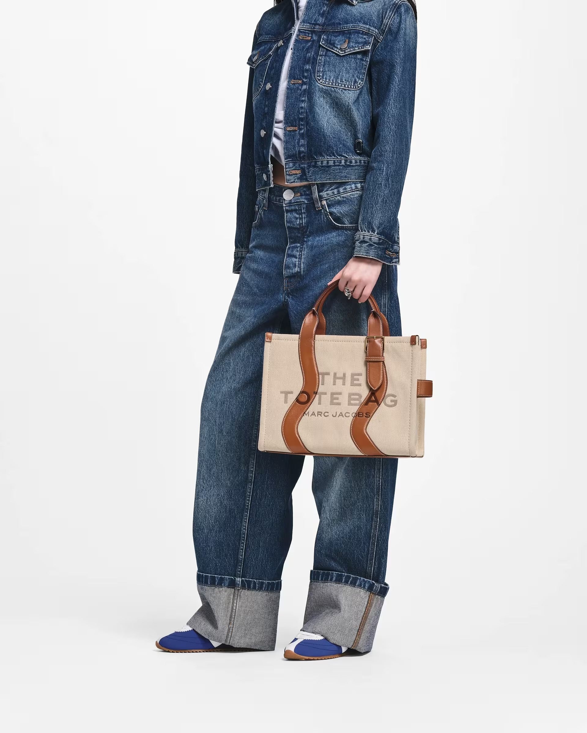 Medium Tote Bag In Wavy Canvas