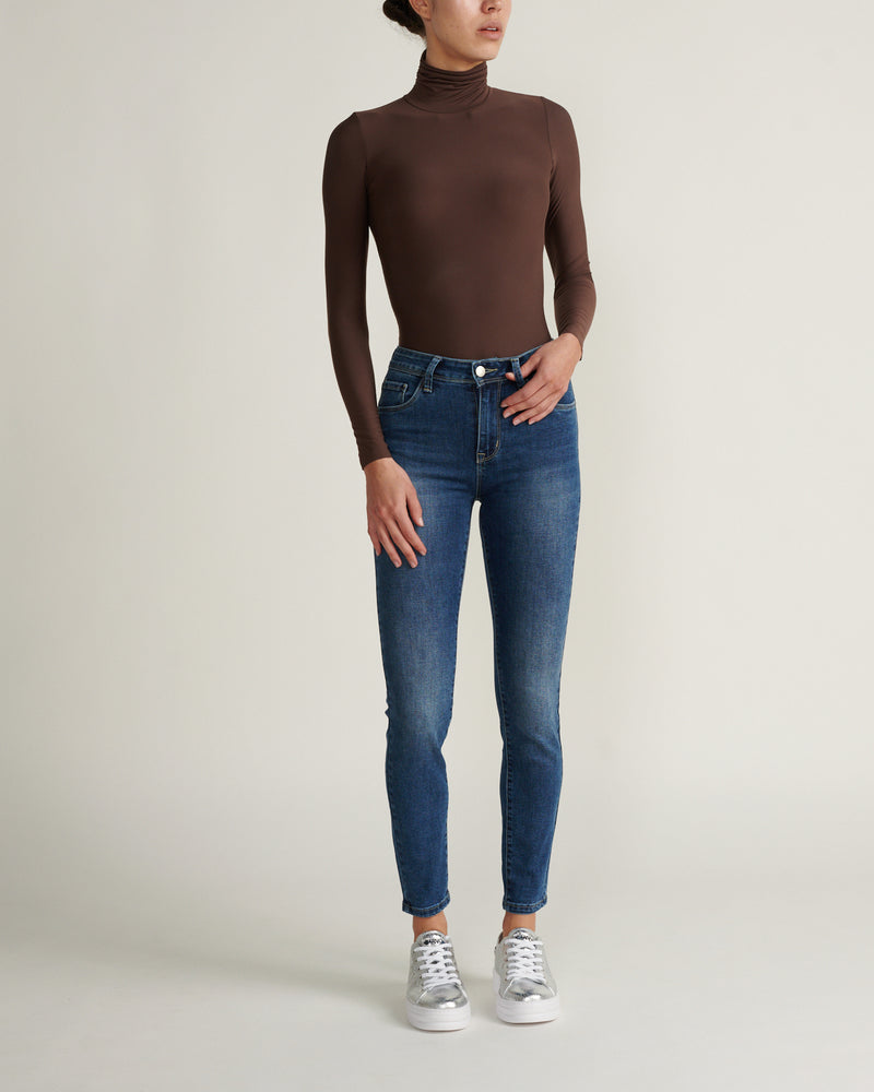 Jeans Skinny Tiro Alto