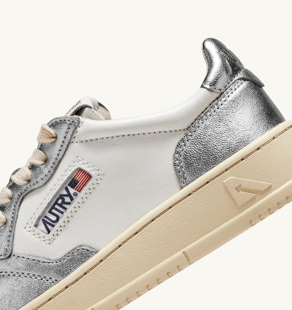 Zapatilla Medalist Low Mujer