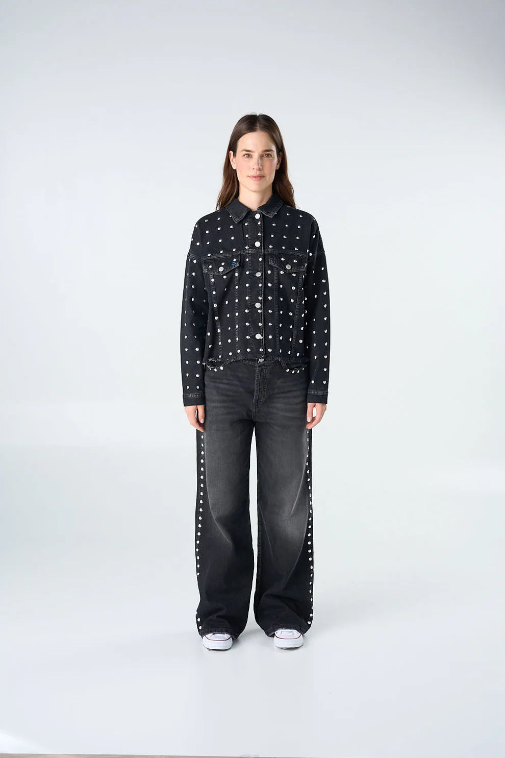 Chaqueta Con Tachuelas Grandes