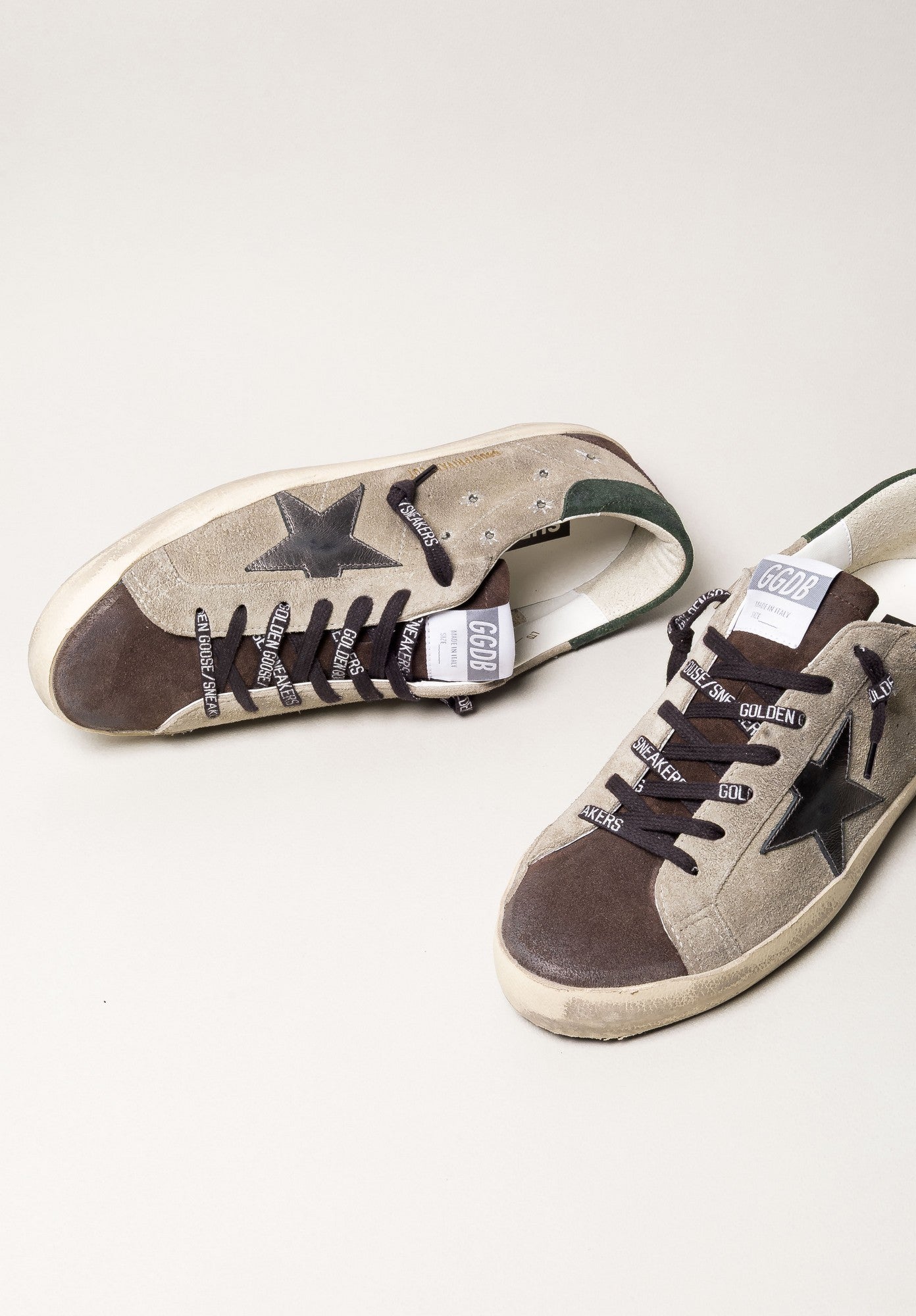 Zapatilla Golden Goose Super Star Suede Embroidery Laminated Star Hombre