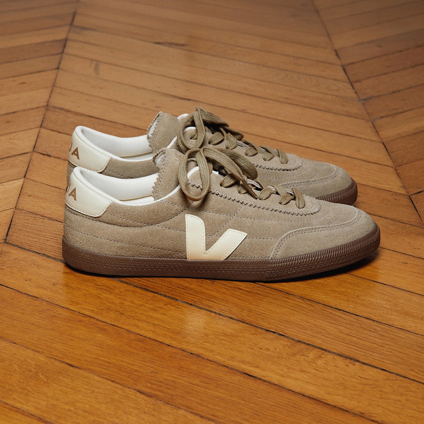 Zapatillas Veja Mujer Panenka Suede Taupe Pierre Bark