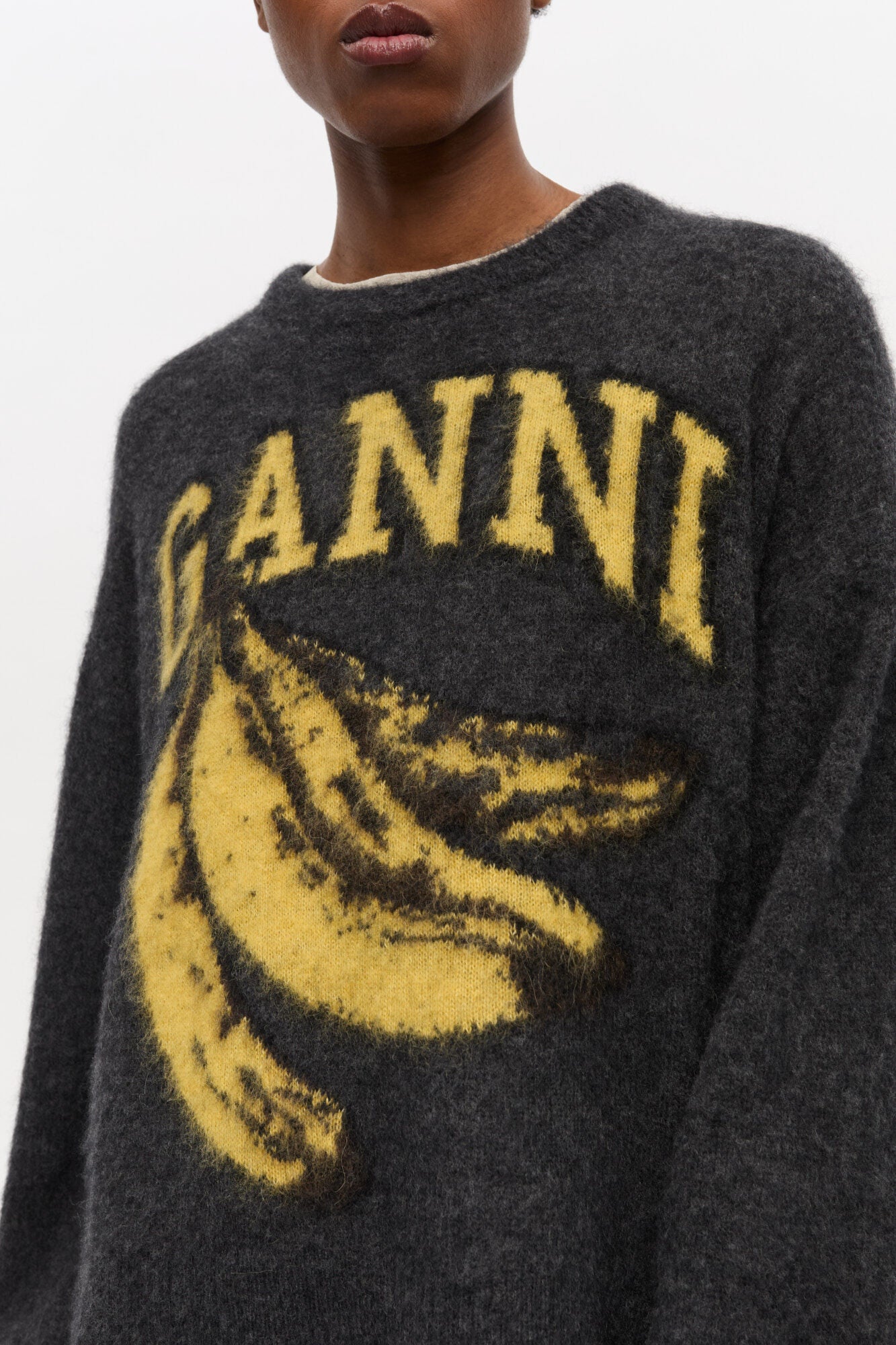 Sweater Banana Oversized