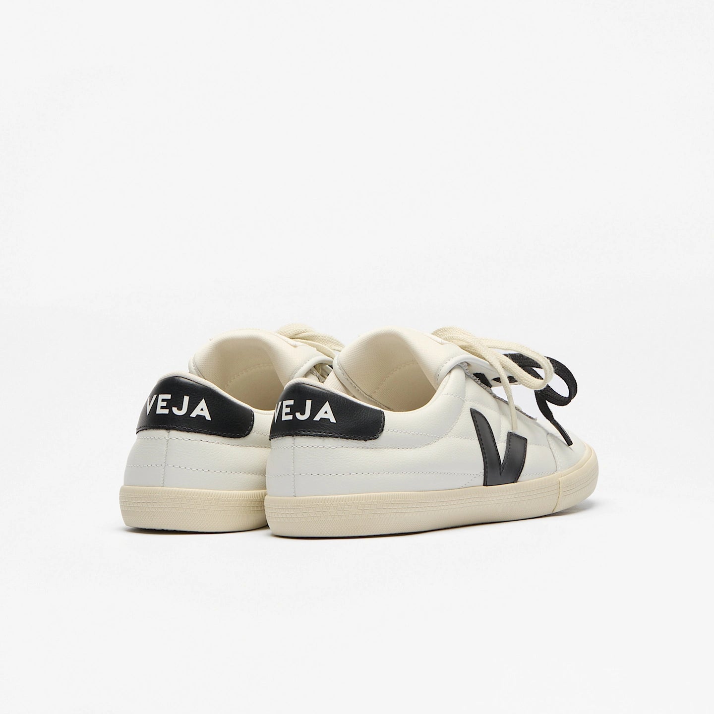 Zapatillas Veja De Hombre Panenka Veja X Magliano Leath