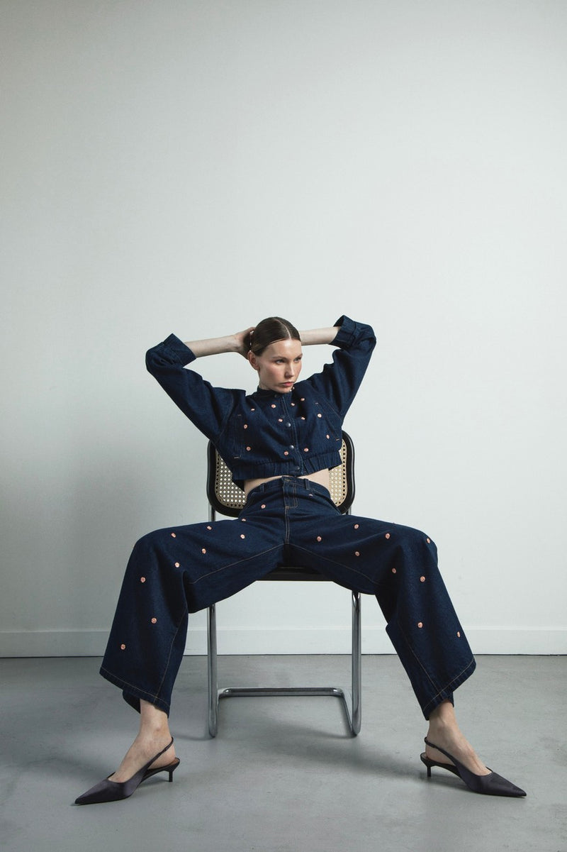 Pantalón Denim Apliques Flores
