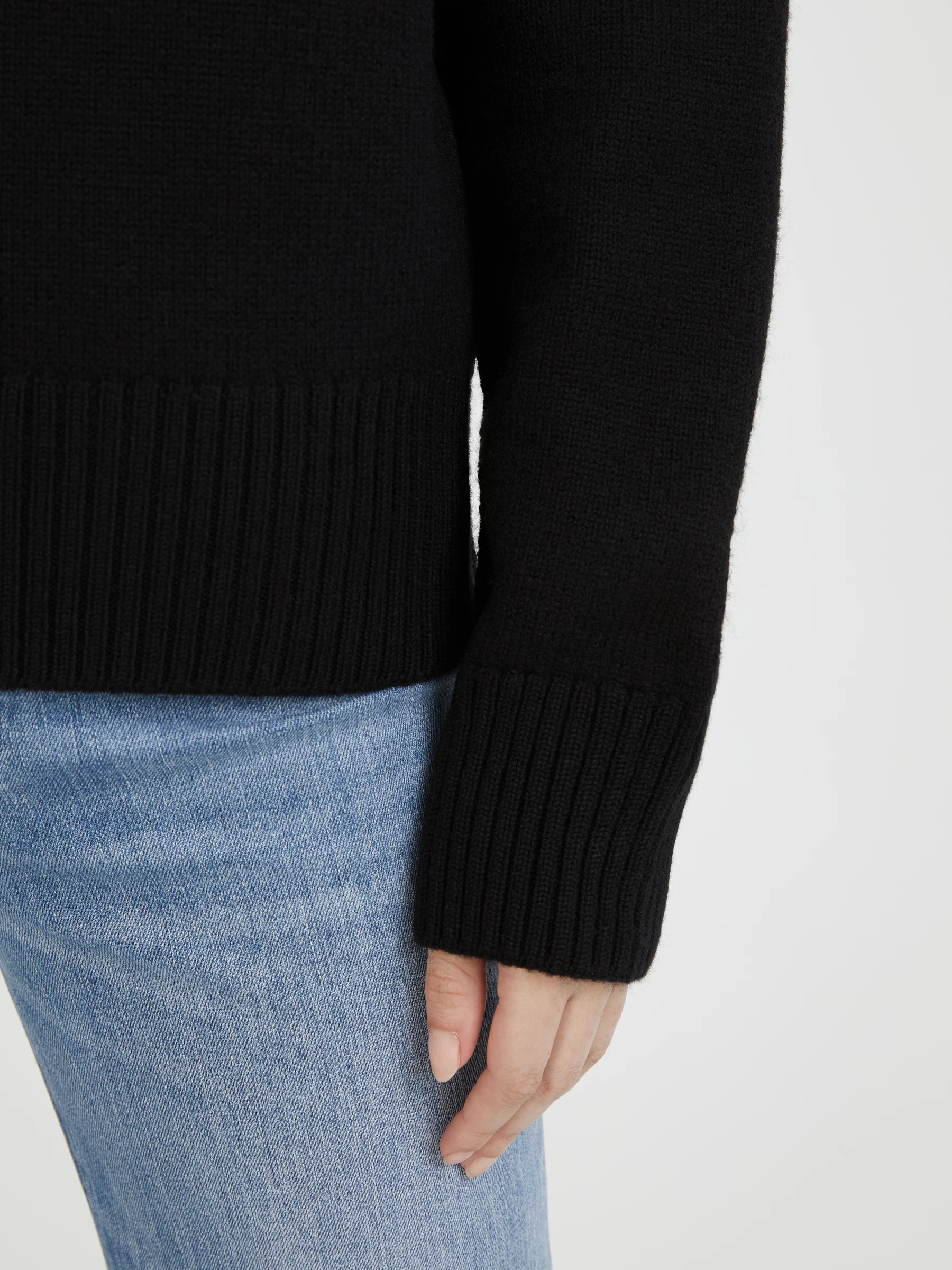 Sweater Adc
