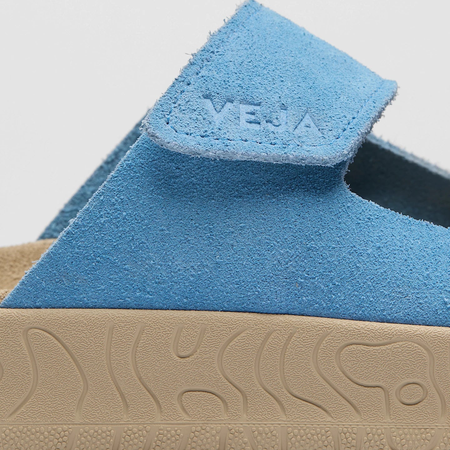 Sandalia Veja De Mujer Etna Suede