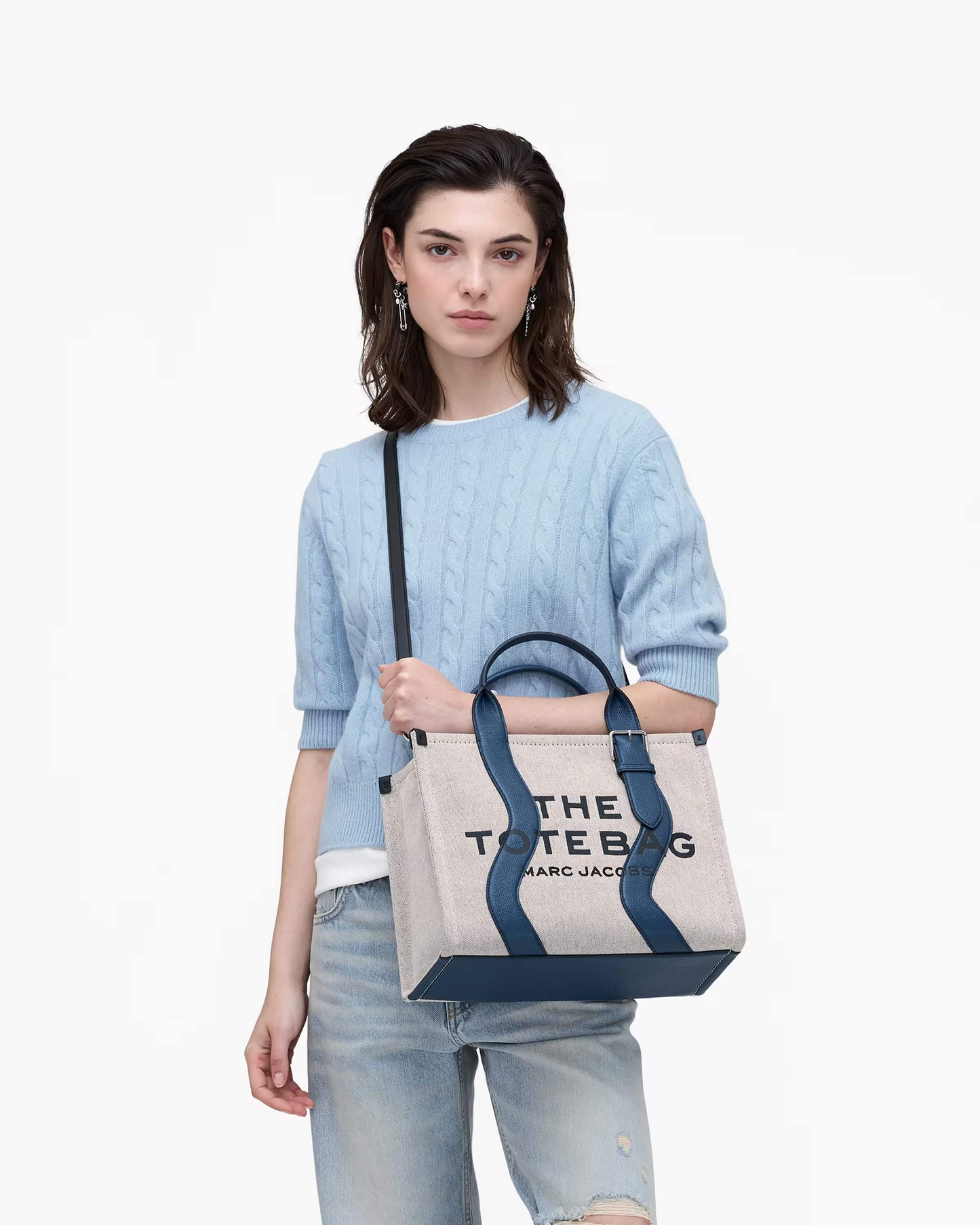 The Wavy Canvas Medium Tote Bag