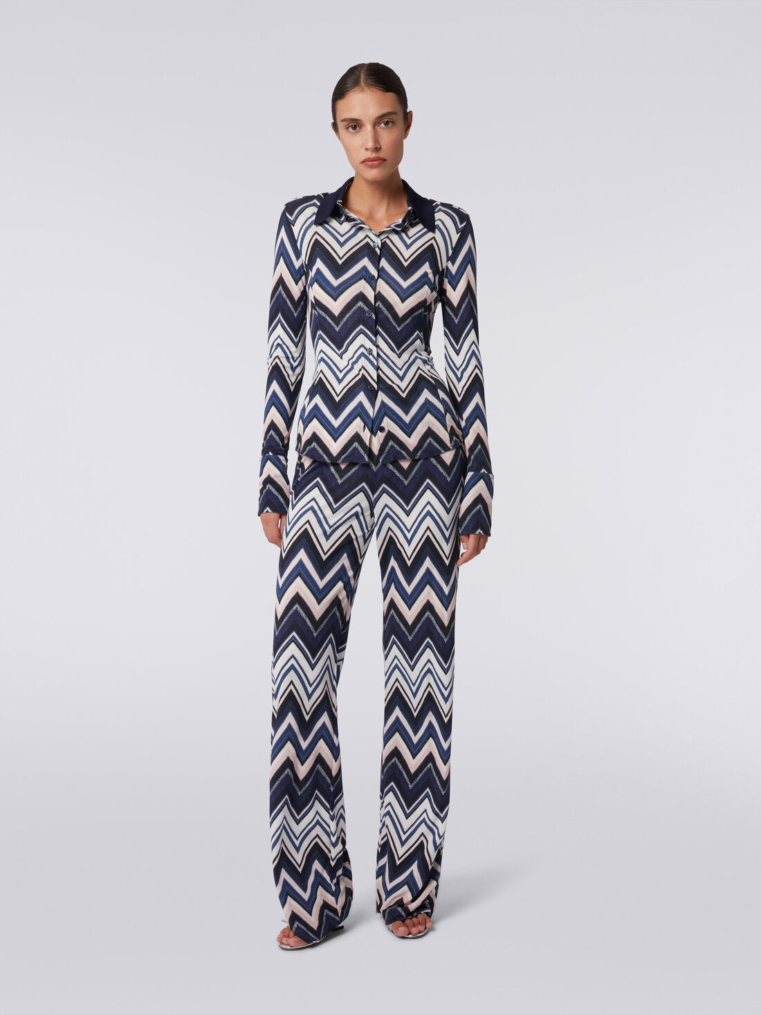 Pantalón De Viscosa Con Estampado Zigzag