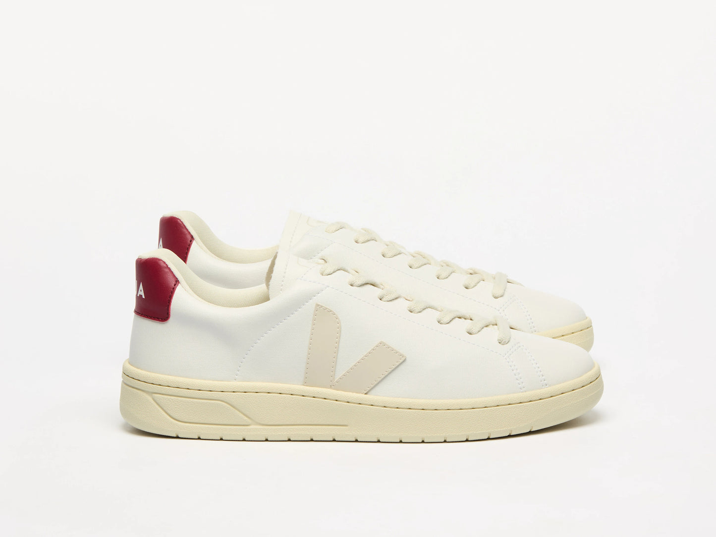 Zapatilla Veja de Hombre Urca Cwl