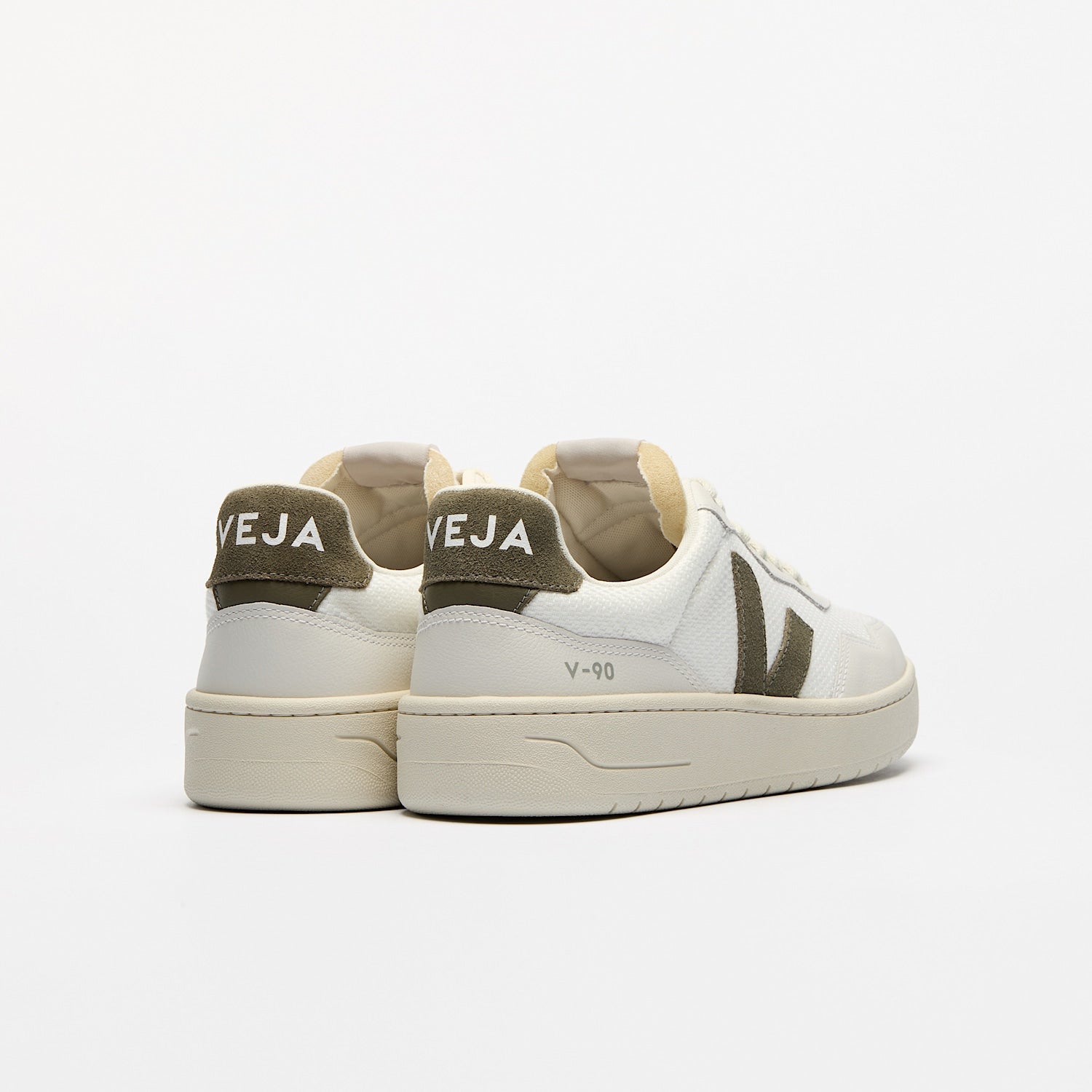 Zapatillas Veja De Hombre V-90 B-Mesh