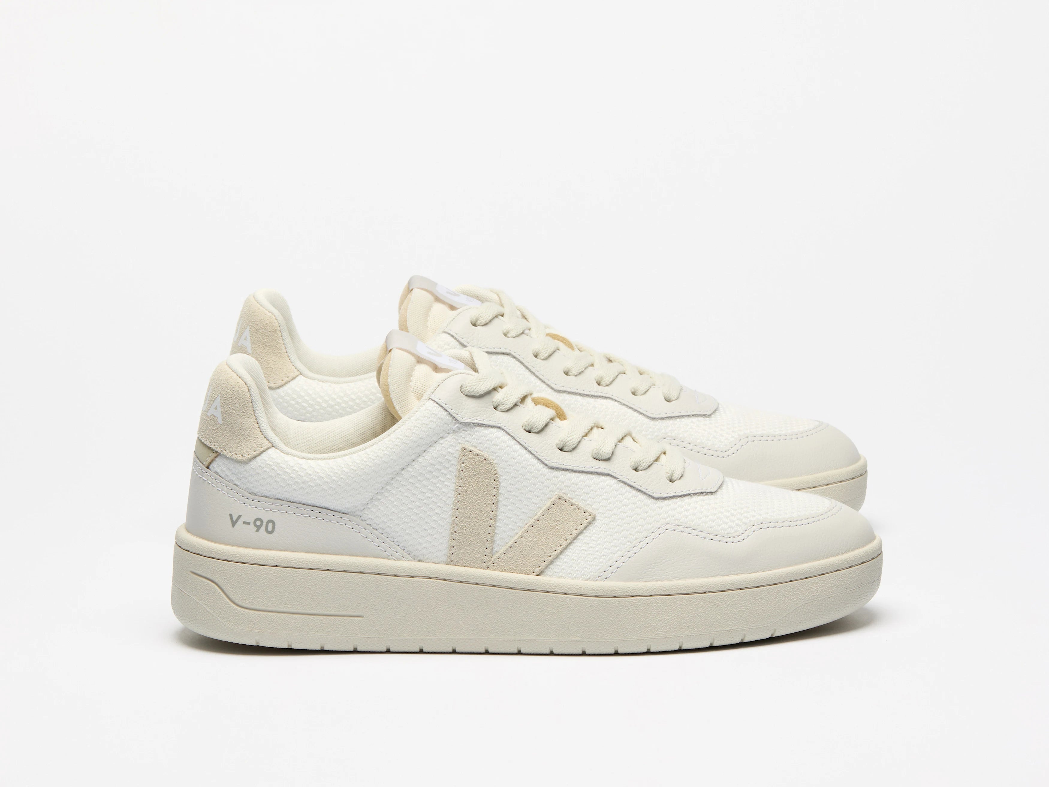 Zapatilla Veja de mujer V-90 Mesh