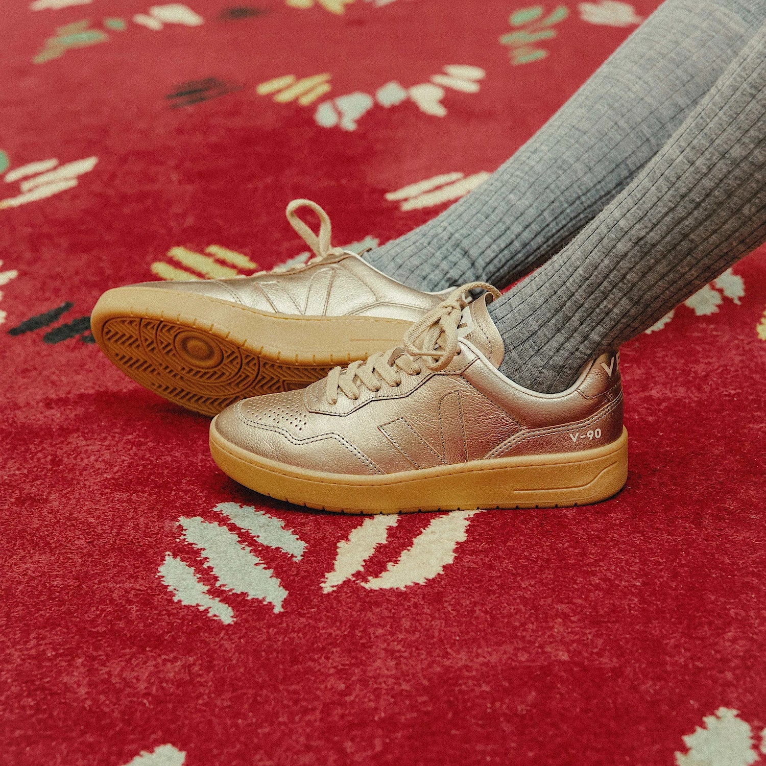 Zapatillas Veja De Mujer V-90 O.t. Leather