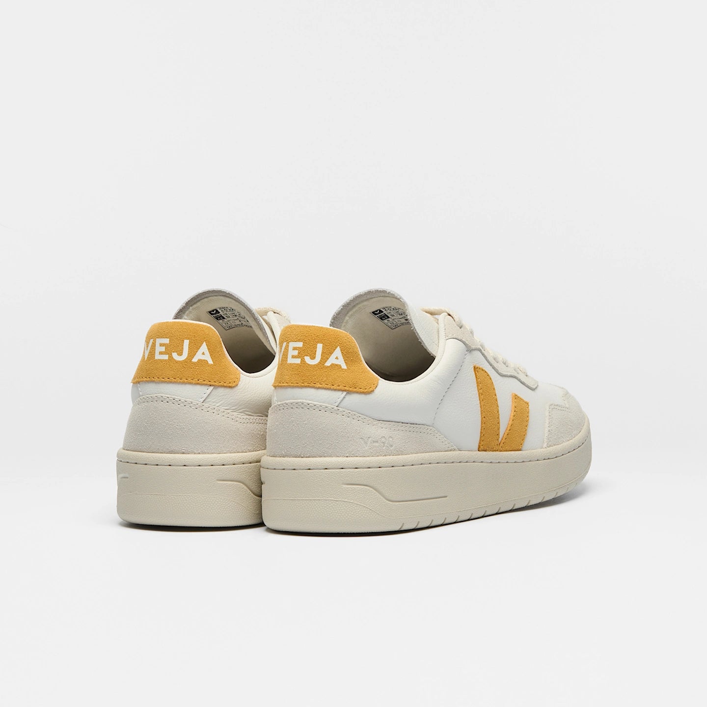 Zapatillas Veja De Hombre V-90 Leather White Safran