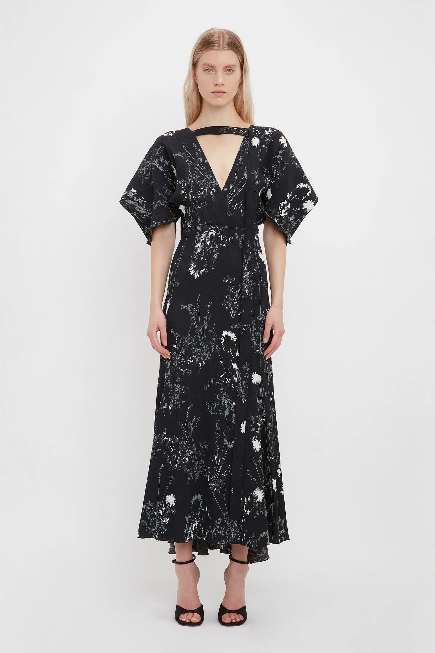Vestido Vneck Bias Godet