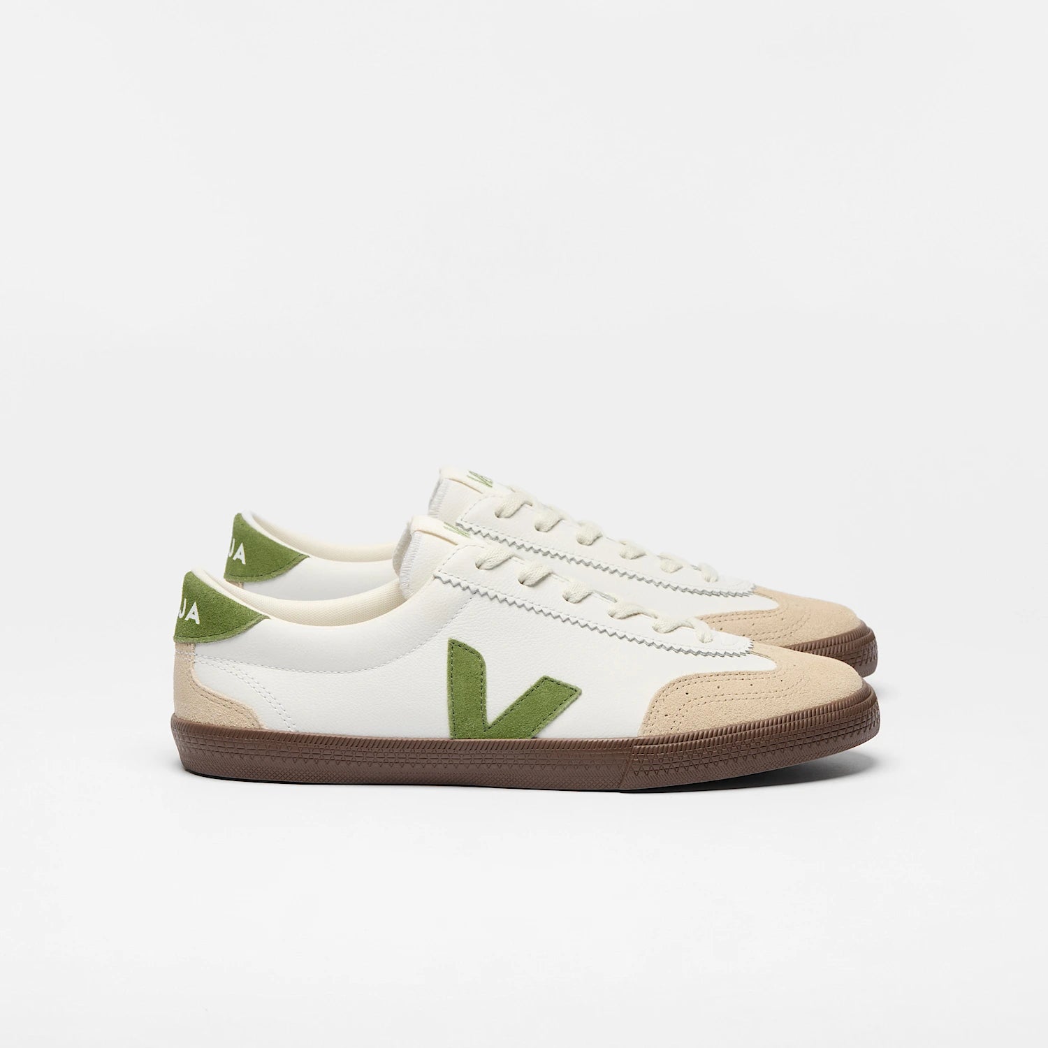 Zapatillas Veja De Mujer Volley O.t. Leather