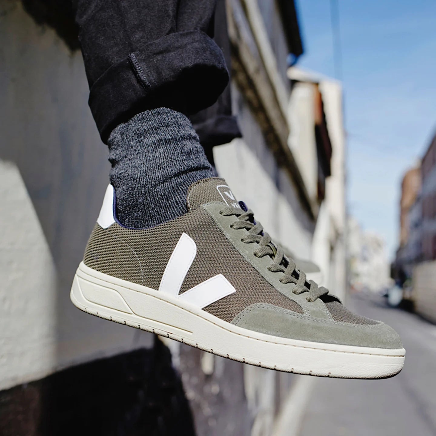 Zapatillas Veja De Hombre V-12 Vegan B-Mesh