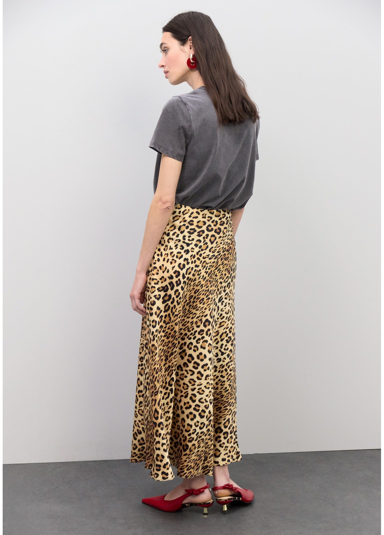 Maxi Falda de satén con estampado animal